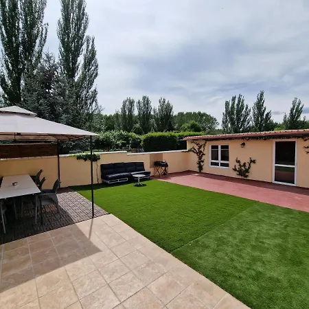 La Casa De La Manga * Villabrazaro